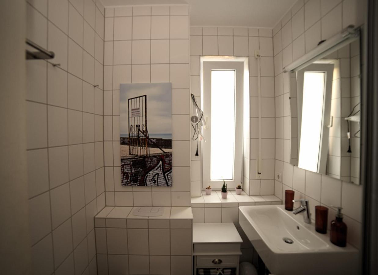 Schoene Ferienwohnung Breege Ngoại thất bức ảnh